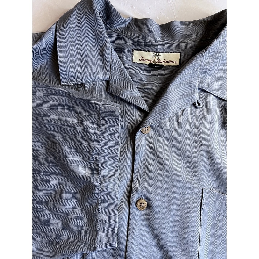 Tommy Bahama Relax Steel Gray 100% Silk Herringbone Short Sleeve Camp Shirt